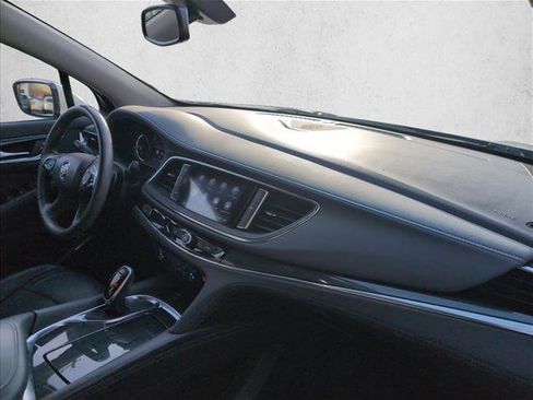 Used 2021 Buick Enclave Essence w/ Sound and Sites Package image 24