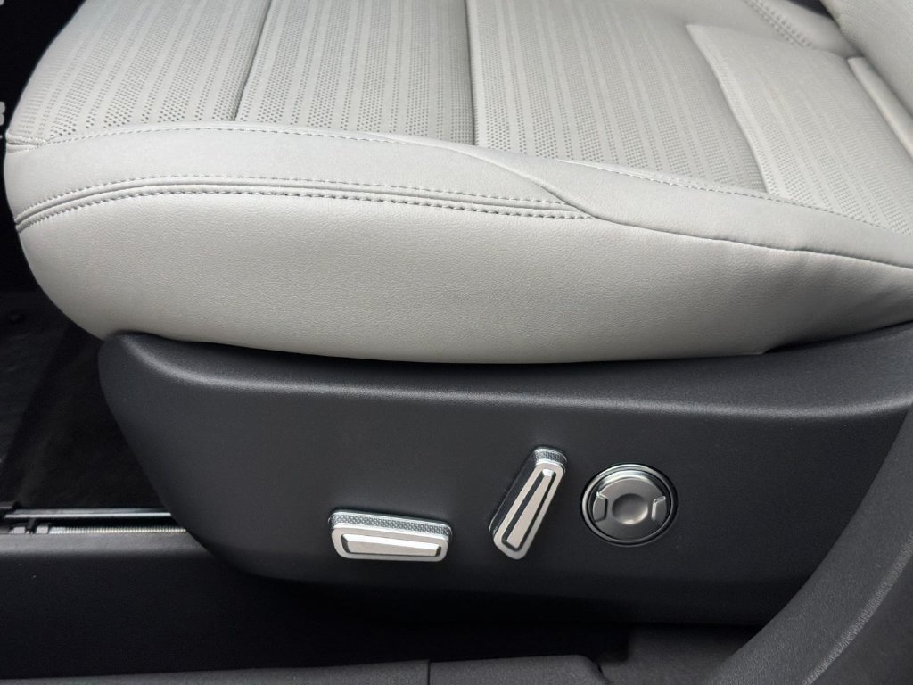 New 2026 Lincoln Nautilus Reserve AWD/4WD image 20