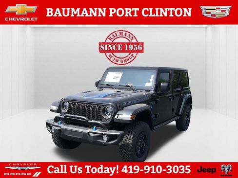 New 2023 Jeep Wrangler Unlimited Rubicon 4xe AWD/4WD image 9