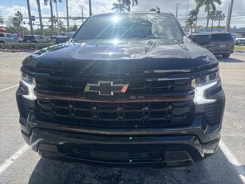 Used 2024 Chevrolet Silverado 1500 RST RWD image 2