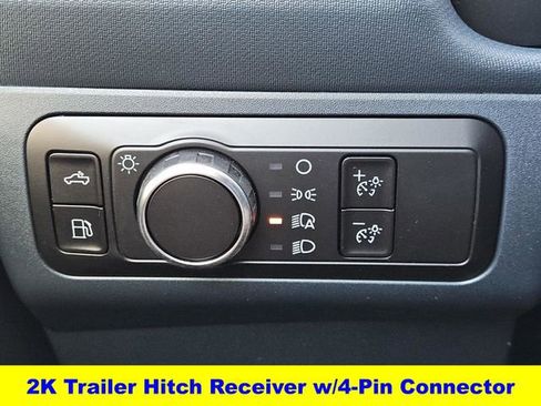 New 2025 Ford Maverick XL image 15