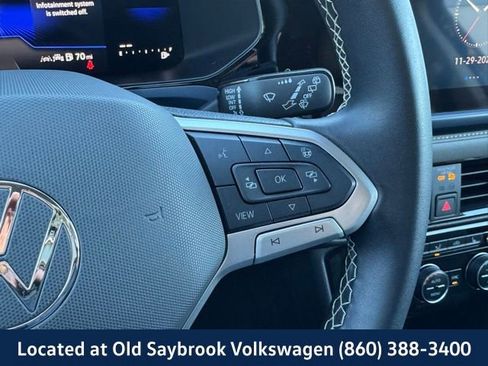 Certified 2024 Volkswagen Taos SE image 37