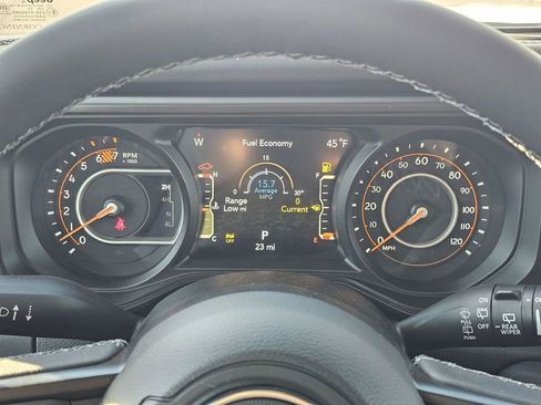 New 2026 Jeep Wrangler Unlimited Rubicon w/ Xtreme 35 Tire Package image 12