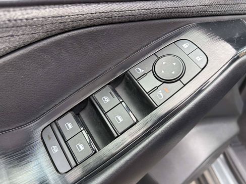 Used 2023 Nissan Rogue S FWD image 6