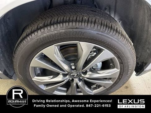 Used 2025 Lexus UX 300h FWD w/ Accessory Package (Z2) image 6