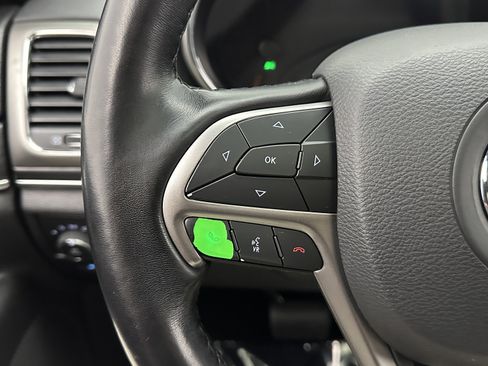 Used 2021 Jeep Grand Cherokee Limited w/ Luxury Group II image 21