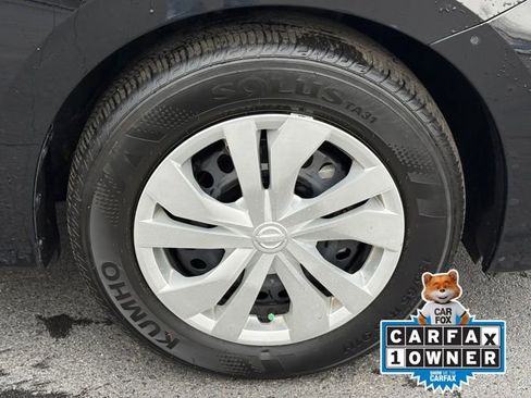 Used 2025 Nissan Versa S image 26