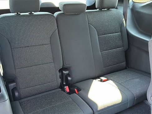 New 2025 Chevrolet Traverse LT w/ LPO, Floor Liner Package image 29