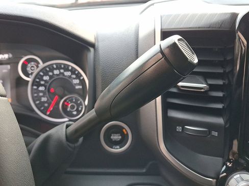 Used 2026 RAM 2500 Big Horn AWD/4WD image 18