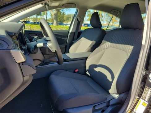 Used 2025 Toyota Camry LE image 17