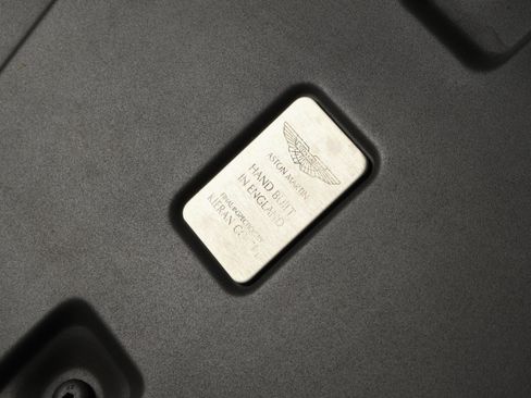 Used 2013 Aston Martin V8 Vantage Coupe image 36