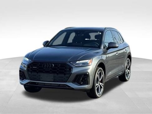 Used 2025 Audi Q5 2.0T Premium Plus image 3