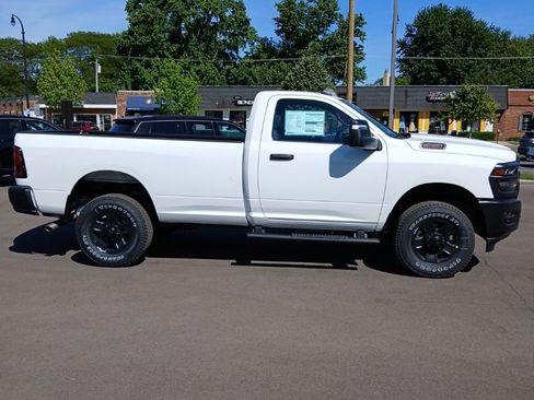 New 2026 RAM 2500 Tradesman AWD/4WD image 14
