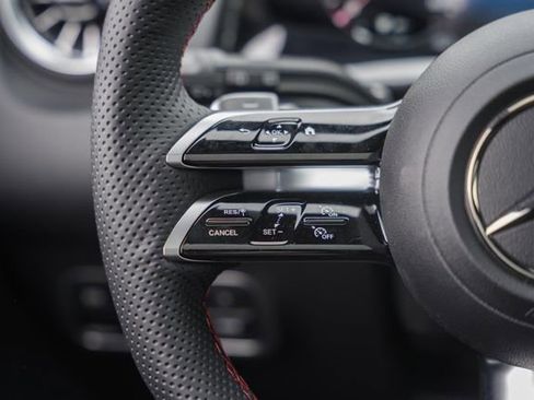 New 2026 Mercedes-Benz GLB 250 4MATIC image 31
