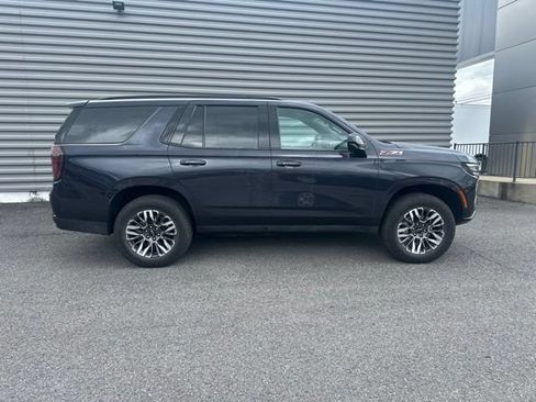 Used 2025 Chevrolet Tahoe Z71 AWD/4WD image 3