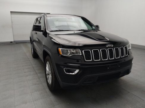 Used 2021 Jeep Grand Cherokee Laredo AWD/4WD image 13