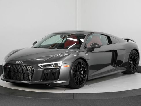 Used 2018 Audi R8 V10 plus AWD/4WD image 6