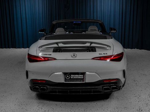 Used 2022 Mercedes-Benz SL 63 AMG 4MATIC image 10