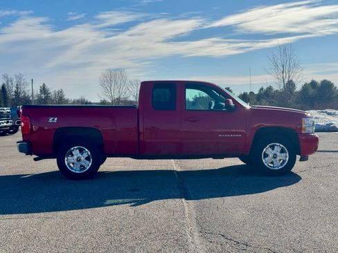 Used 2010 Chevrolet Silverado 1500 LTZ w/ Convenience Package image 9