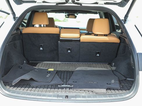 Used 2024 Lexus RX 350 Premium w/ Convenience Package FWD image 20