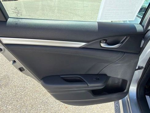 Used 2016 Honda Civic Touring image 13