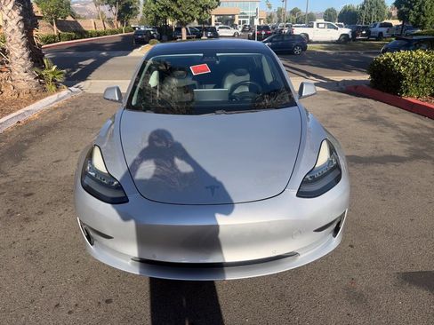 Used 2018 Tesla Model 3 Long Range RWD image 3
