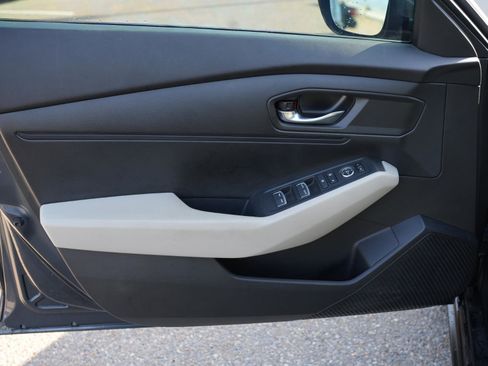 Used 2023 Honda Accord LX image 12