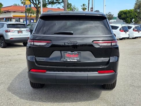 New 2026 Jeep Grand Cherokee L Limited w/ Limited Altitude Package image 5