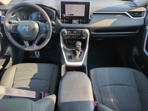 Used 2024 Toyota RAV4 XLE AWD/4WD image 29