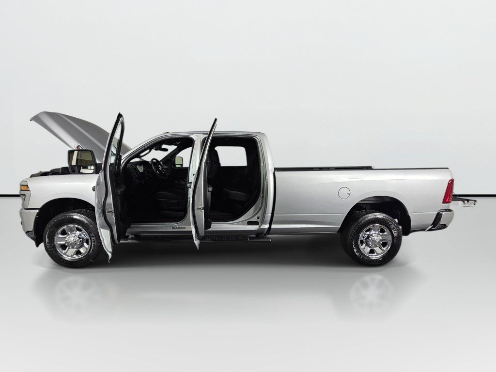 New 2026 RAM 3500 Tradesman AWD/4WD image 11
