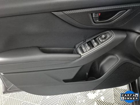 Used 2023 Subaru Crosstrek 2.0i image 13