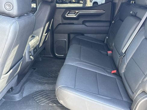 Certified 2024 Chevrolet Silverado 1500 LT Trail Boss w/ LT Trail Boss Premium Package image 19