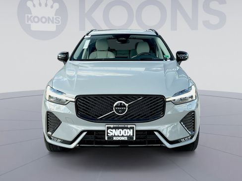 New 2026 Volvo XC60 B5 Ultra w/ Protection Package Premier image 11