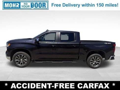 Used 2022 Chevrolet Silverado 1500 LT AWD/4WD image 2