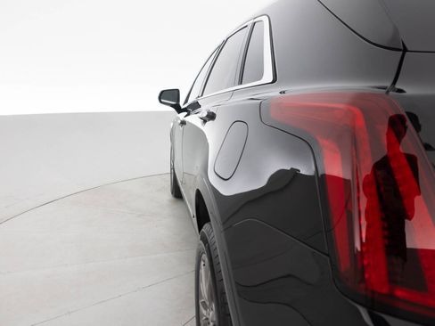 Used 2021 Cadillac XT5 Premium Luxury AWD/4WD image 13