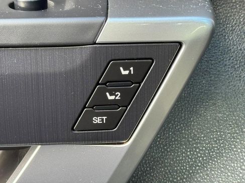 Used 2023 Toyota Tundra Platinum w/ Advanced Package image 18