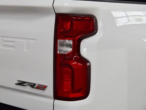 Used 2024 Chevrolet Silverado 2500 ZR2 w/ Technology Package AWD/4WD image 26