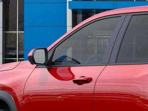 New 2026 Chevrolet Equinox LT image 12