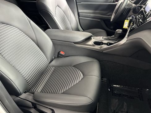 Used 2024 Toyota Camry SE FWD image 26