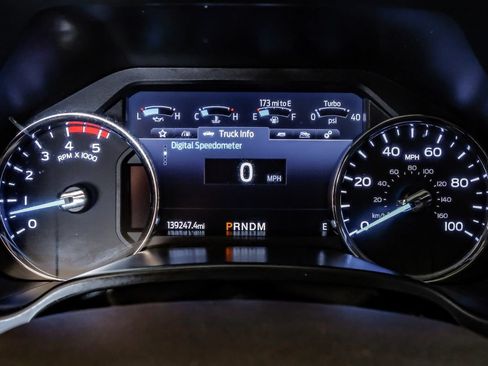 Used 2020 Ford F350 King Ranch w/ King Ranch Ultimate Package AWD/4WD image 16