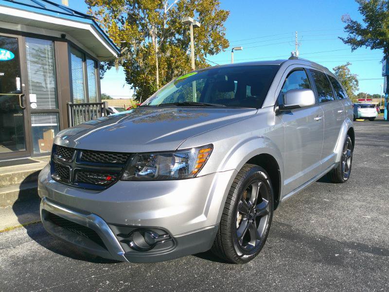 Used 2019 Dodge Journey Crossroad FWD image 2