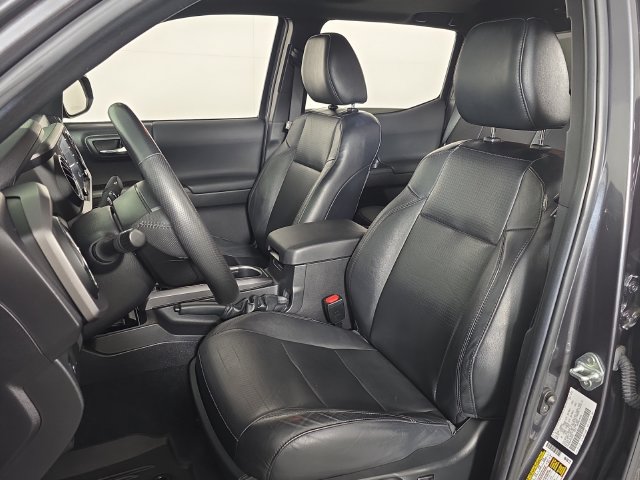 Used 2023 Toyota Tacoma TRD Off-Road w/ TRD Premium Off Road Package AWD/4WD image 26