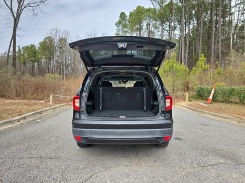 Used 2022 Honda Pilot Special Edition image 12