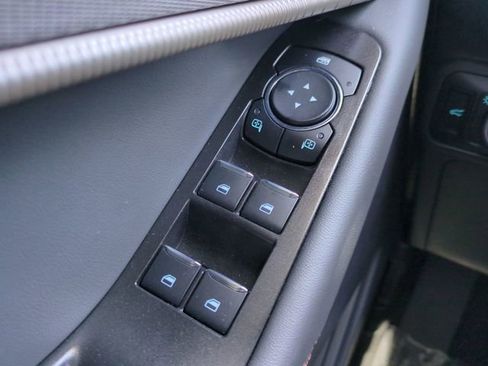 Used 2025 Ford Explorer Active RWD image 29