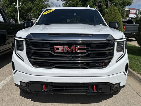 Certified 2024 GMC Sierra 1500 AT4 w/ AT4 Preferred Package AWD/4WD image 32