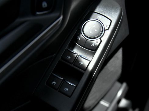Used 2022 Ford Escape SE FWD image 34