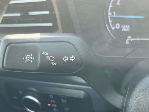 Used 2023 Ford Maverick Lariat w/ Equipment Group 500A Standard image 29