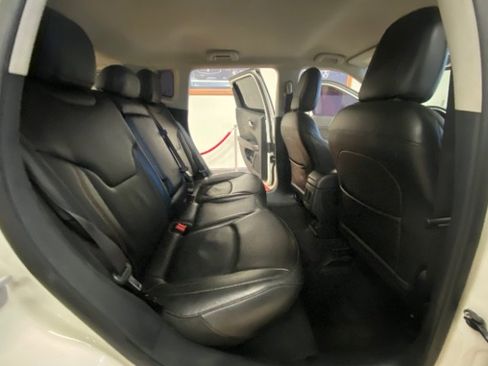 Used 2020 Jeep Compass Limited image 17