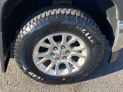 Used 2014 GMC Sierra 1500 SLE w/ SLE Value Package image 30