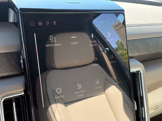 New 2026 GMC Yukon Denali w/ Denali Reserve Package RWD image 27